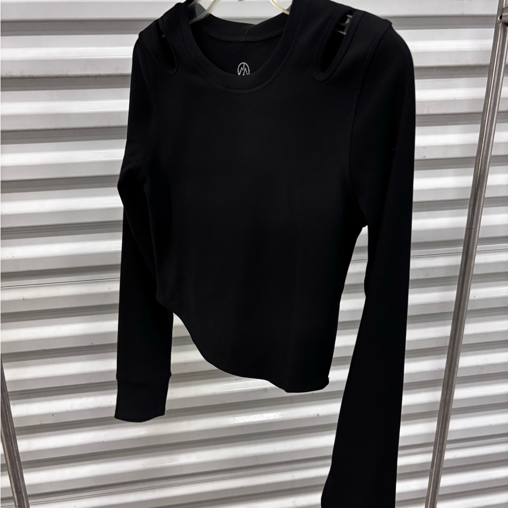 Women’s Yoga Cold Shoulder Black Shirt